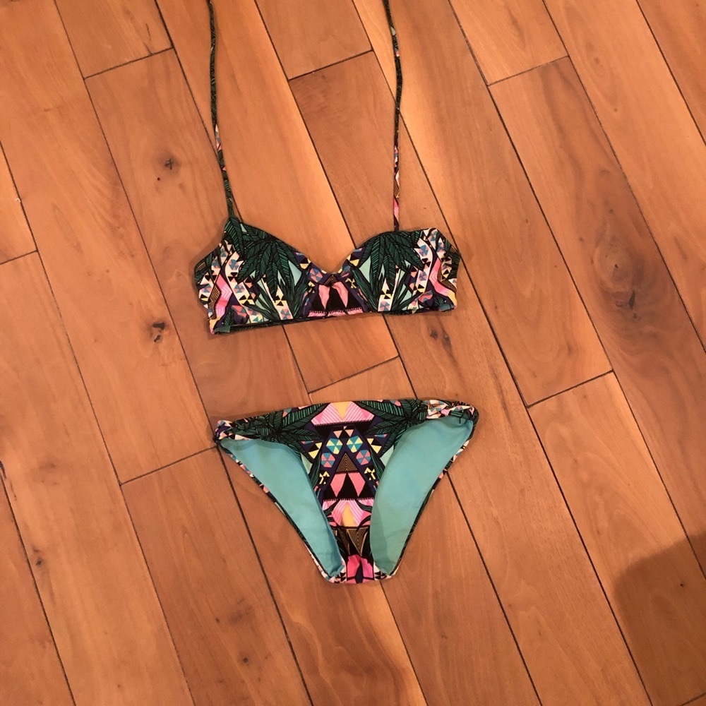 Perfect summer suit. Mara Hoffman
